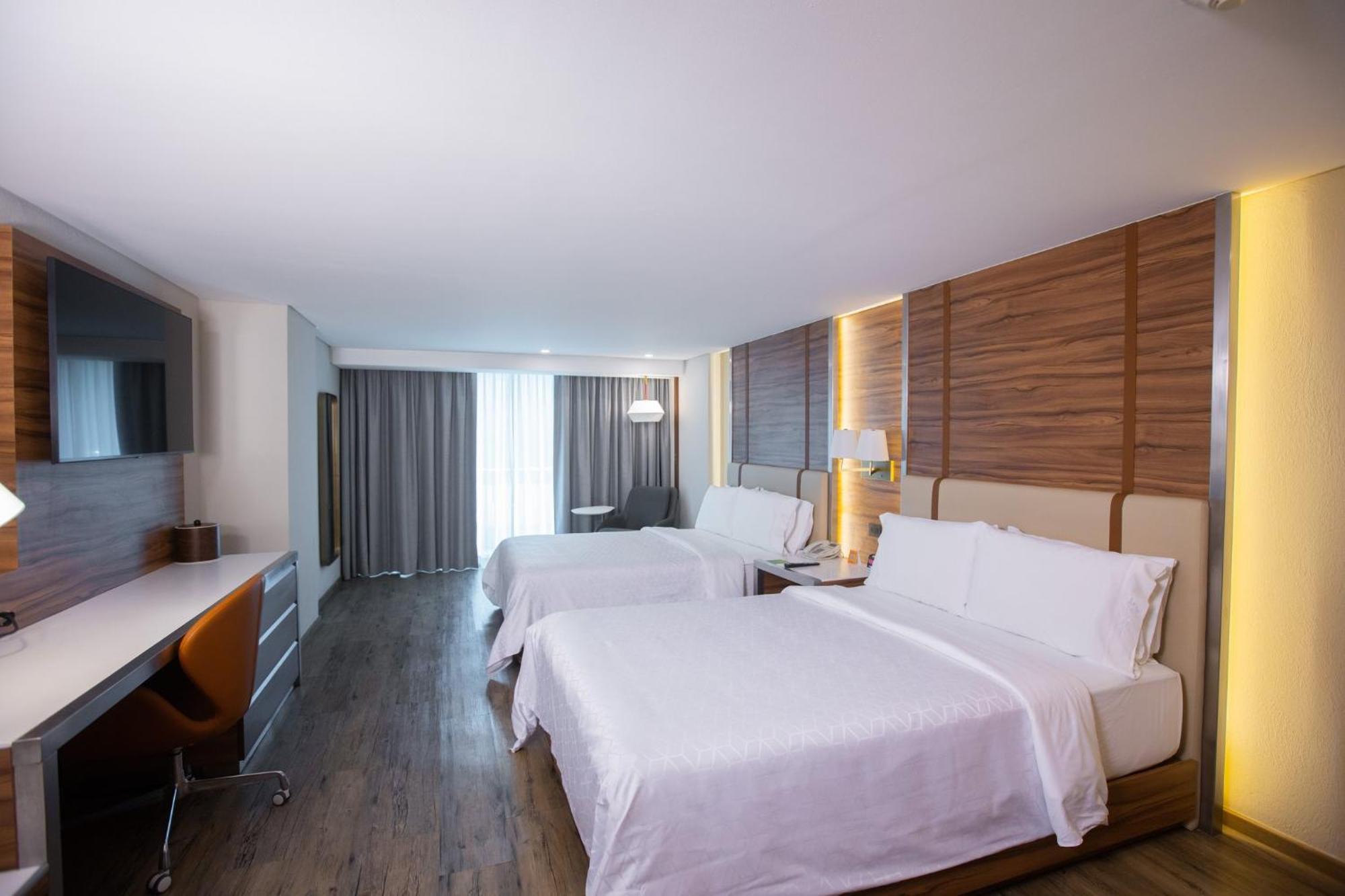 Holiday Inn Buenavista, an IHG Hotel Kota Meksiko Bagian luar foto